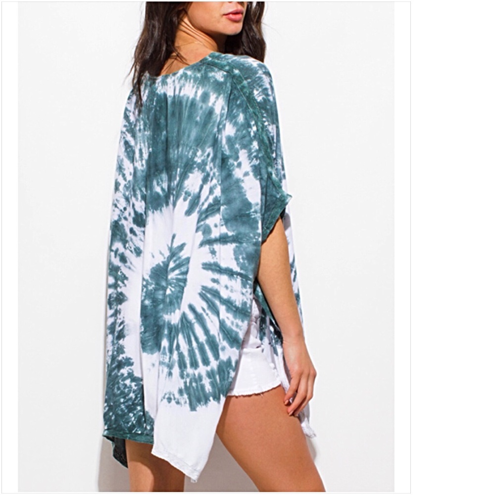 Tie Dye Flowy Flattering Tunic Top Sold - Picture 6 of 8